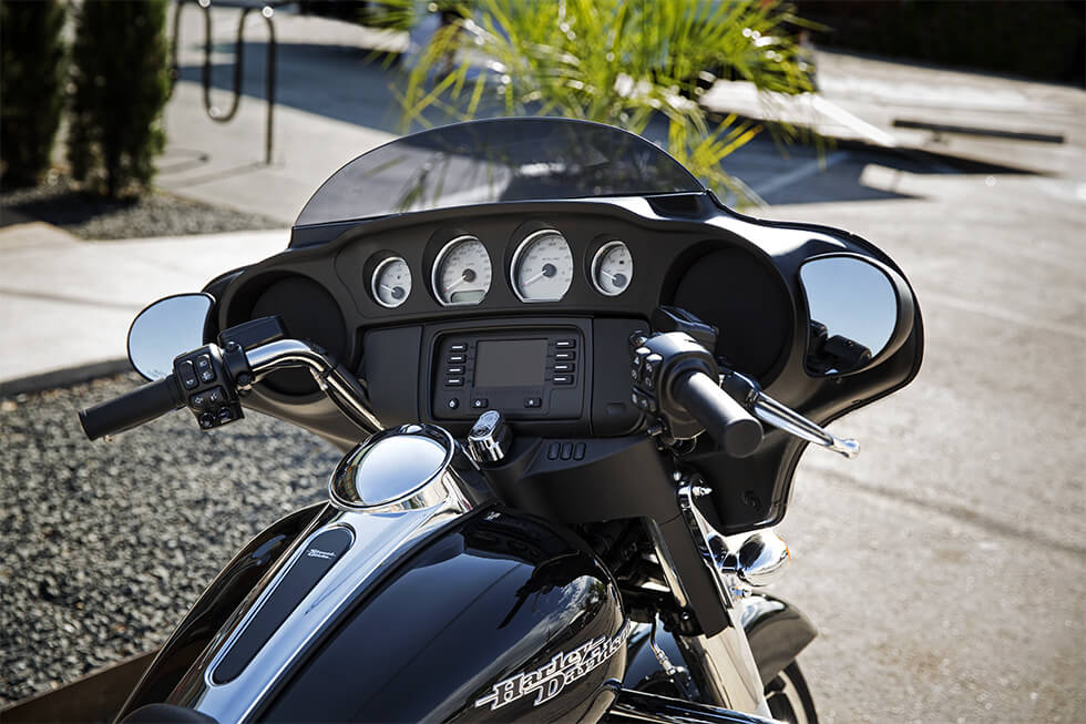 2017 Harley-Davidson® Street Glide softail dash instrument wiring diagram 