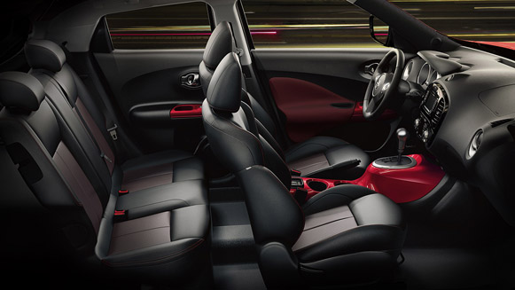 juke interior 1