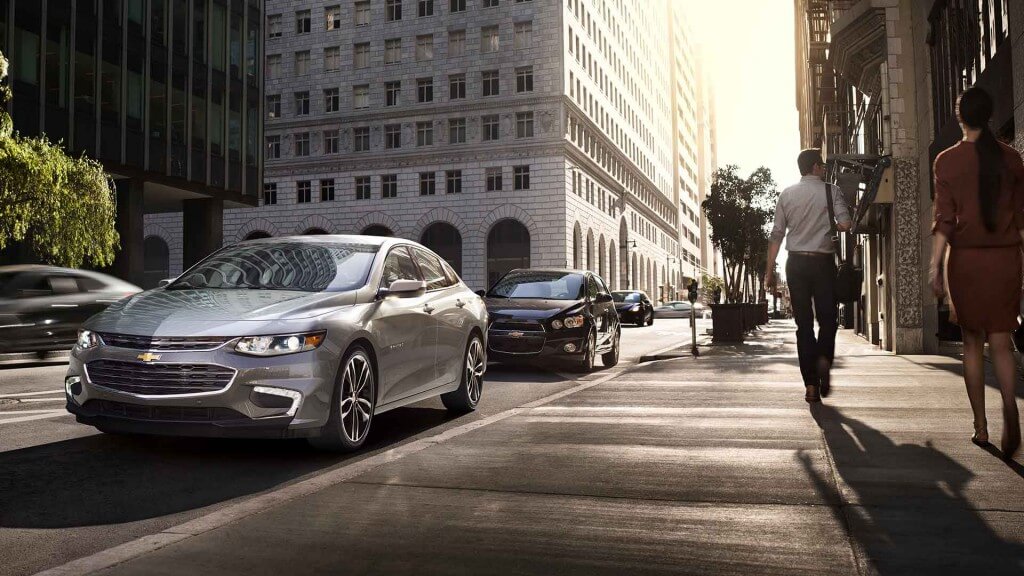 2017 Chevrolet Malibu front view grey exterior model
